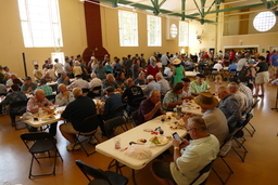 2021 Reno Basque Festival lunch eating