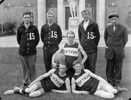 Men's basketball players, University of Nevada, 1912