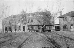 Quad with bi-planes, 1929