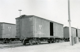 Southern Pacific narrow gauge boxcars at Owenyo (1950)
