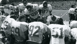 Mike Gilhammer with players, University of Nevada, 1995