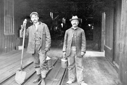 Visitors to the Consolidated Virginia Mine