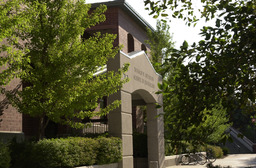 Reynolds School of Journalism Building, 2003