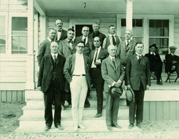 Roy Hardy, Roy Elliott, B. Wells, Key Pittman, Walter Clark, and others