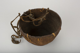 Gathering basket with leather strap handle