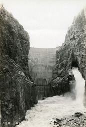 Shoshone Dam and Canyon Views, image 1
