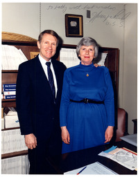 Photograph of Harry Reid with Kathryn Wishart, Nevada, March 21, 1988