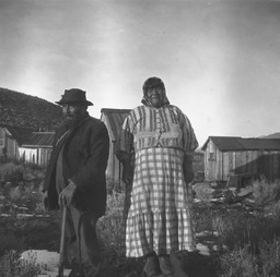 Paiute man and woman
