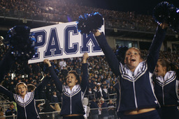 Cheerleaders, University of Nevada, 2005
