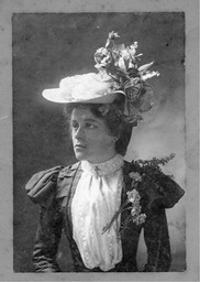 Minerva Hughes Collins Caughlin, circa 1905