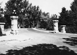 University Entrance Gates, ca. 1943