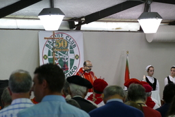 Basque mass, near view