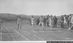 Track race, University of Nevada, 1913