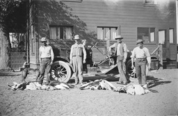 Bird hunters at Carl Dodge Ranch