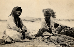 Piute Daughter & Mother, Fallon Nevada