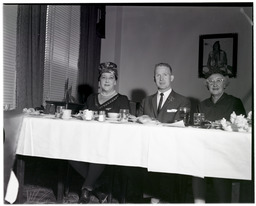 Washoe Medical Center Women's Auxiliary luncheon, Mrs. Charles W. Mapes, Earl Horton, and Mrs. Bert Gabbard, 1