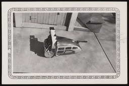 Model of the Snogo snow removal machine, side view