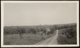 Ann Arbor from the west along road