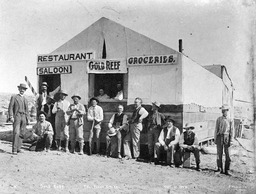 Gold Reef, The First Store