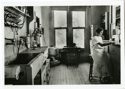 Agricultural student, Veterinary Science Laboratory, Agriculture Building, 1920