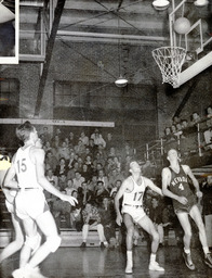 Men's basketball game, University of Nevada, 1945