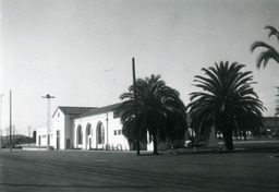 The Southern Pacific's third Alhambra  depot (1939)