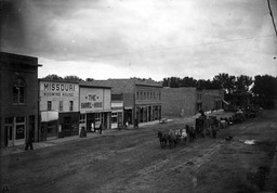 Maine Street looking NW after fire of 1909