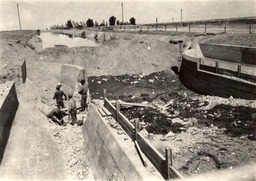 Newlands Project Construction, Lahontan Reservoir in background