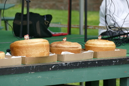 Sheepherders bread contest, 3 loaves