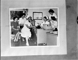 Health care workers, 2