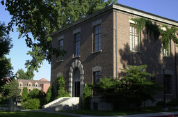 Clark Administration Building, 2003