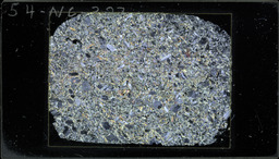 Thin section 54NC327, plagioclaise amphibolite - meta andesite (polarized)