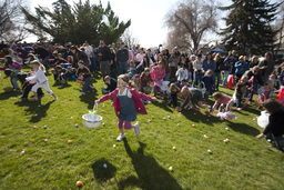 University Easter egg hunt, Manzanita Bowl, 2010