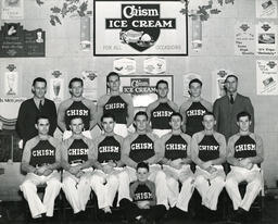 Chism Ice Cream Company employees and athletic team