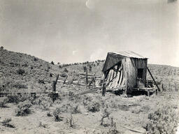 An old shack in the desert